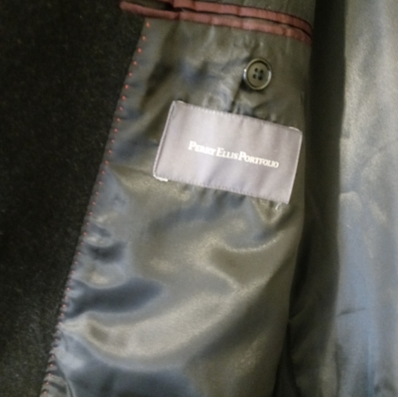 Perry Ellis wool and cashmere coat - Picture 4 of 10